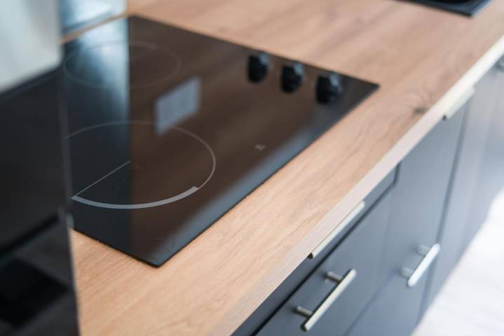 Location de vacances pour 8 personnes, avec jacuzzi ainsi que terrasse et jardin à Lagord - 4