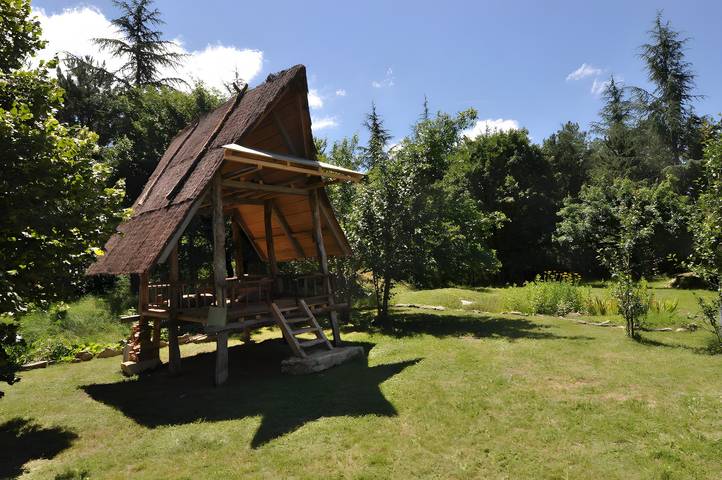 Location de vacances pour 3 personnes, avec jardin dans Parc Naturel Régional des Causses du Quercy
