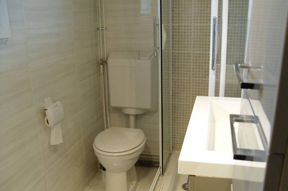 Geheel appartement, Charmant appartement 3 sterren in een rustige in Lourdes, Hautes-Pyreneeën