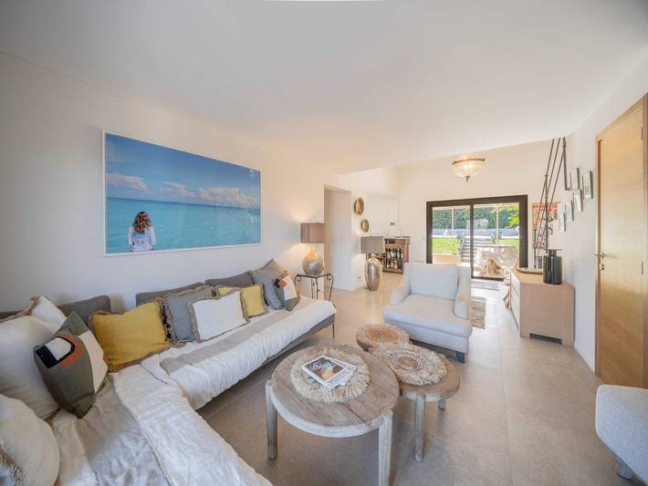 Villa pour 17 personnes, avec piscine et balcon/terrasse, adapté aux familles à Gassin - 2