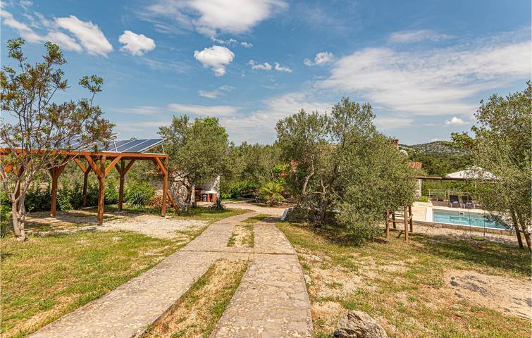 Ferienhaus für 4 Personen, mit Terrasse in Vodice - 2