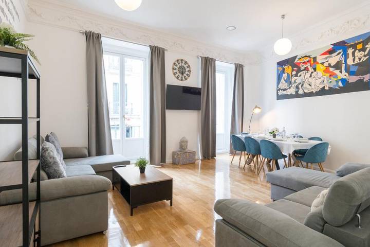 Maison d’hôte pour 13 personnes, avec vue et balcon à Madrid