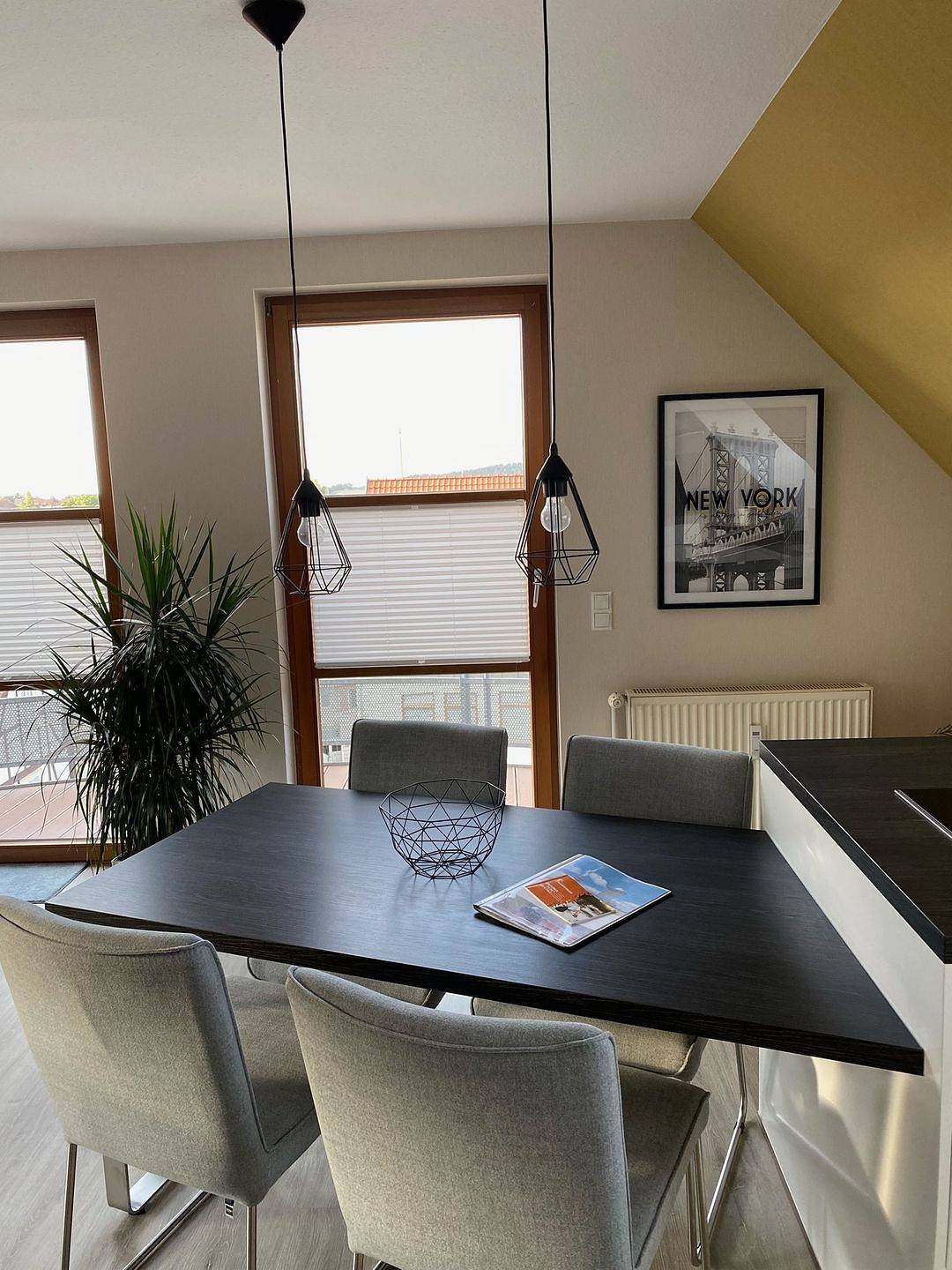 Ganze Wohnung, Apartment mit Balkon und Tiefgarage im Herzen von Blankenburg in Blankenburg, Harzvorland