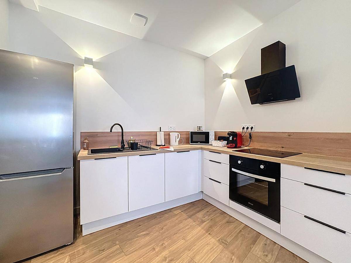 Appartement entier, Les chambres de Coudes N2 ,clim, proche A75 in Coudes, Région de Besse-et-Saint-Anastaise