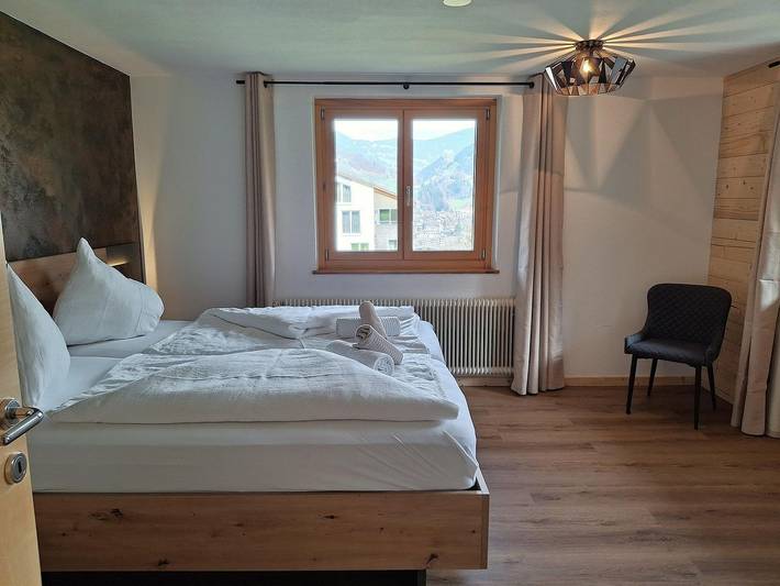 Ganze Wohnung, Alpenfeder Hüsli 4 Personen Ferienwohnung mit Terrasse und Garten in Tschagguns, Schruns-Tschagguns
