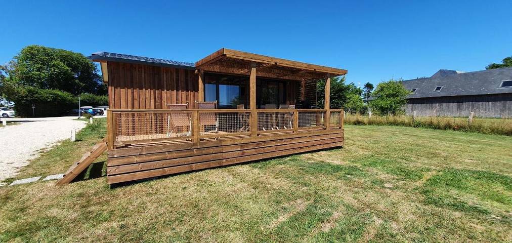 Camping pour 6 personnes, avec Terrasse et Jardin ainsi que Piscine et Vue