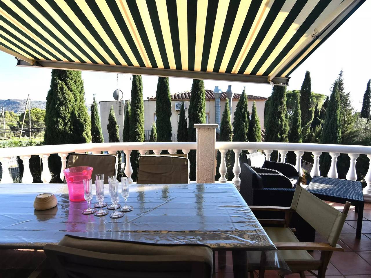 Maison 10 Personnes in El Mas Fumats, Roses