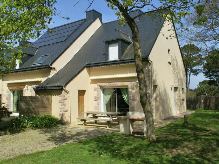 Location de vacances pour 5 personnes, avec Jardin à Erquy