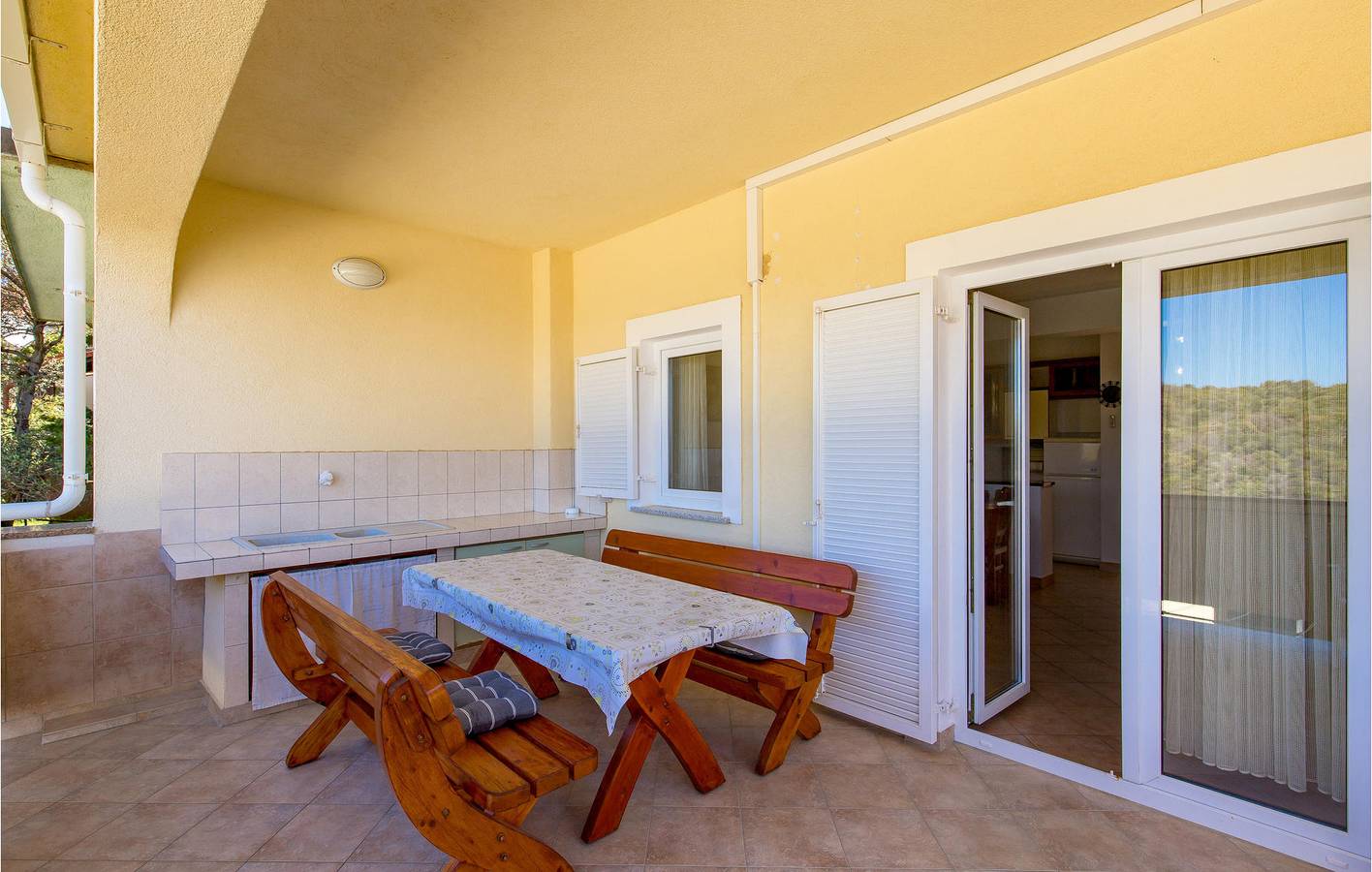 Entire holiday apartment, Holiday apartment for 4 people with terrace in Novalja, Pag Island