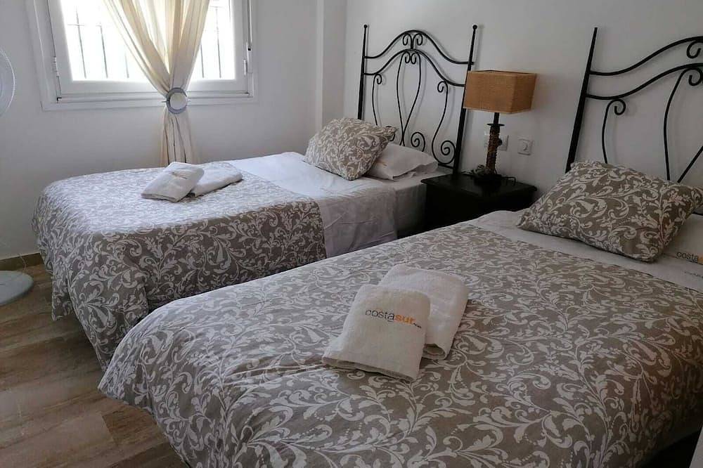 Apartamento entero, Apartamento Castillo de Mar, piscina y parking in Sancti Petri, Chiclana de la Frontera