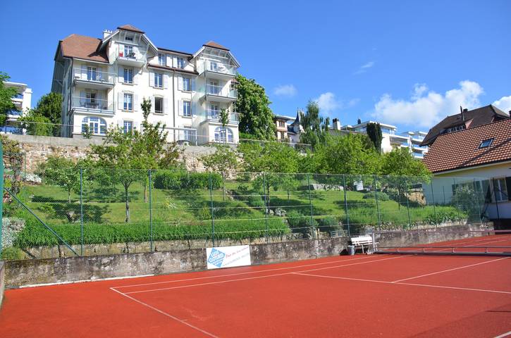 Gîte pour 4 personnes, avec balcon à Neuchâtel
