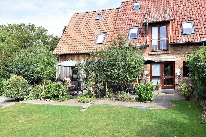 Bauernhof für 10 Personen, mit Terrasse und Sauna sowie Garten in Warnow