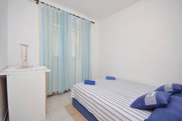 Apartament Wakacyjny dla 4 osoby w Tribunj, Żupania szybenicko-knińska, Zdjęcie 4