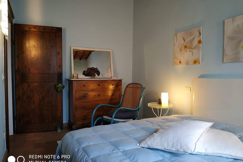 Appartamento intero, Ambiente per il relax, ideale per coppie amanti della natura. in Pitigliano, Provincia di Grosseto