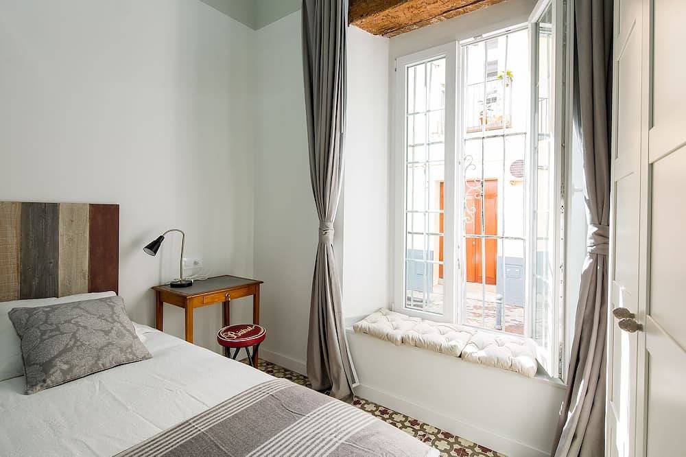 Appartamento intero, Rodrigo Triana 1. 1 bedroom, shared terrace in Central Seville, Siviglia