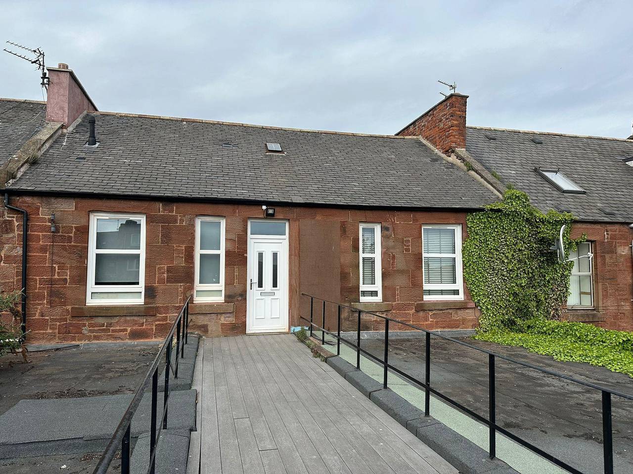 Entire holiday apartment, Central 3-Bed Seaside Apartment - Sleeps 5 in Arbroath, Angus