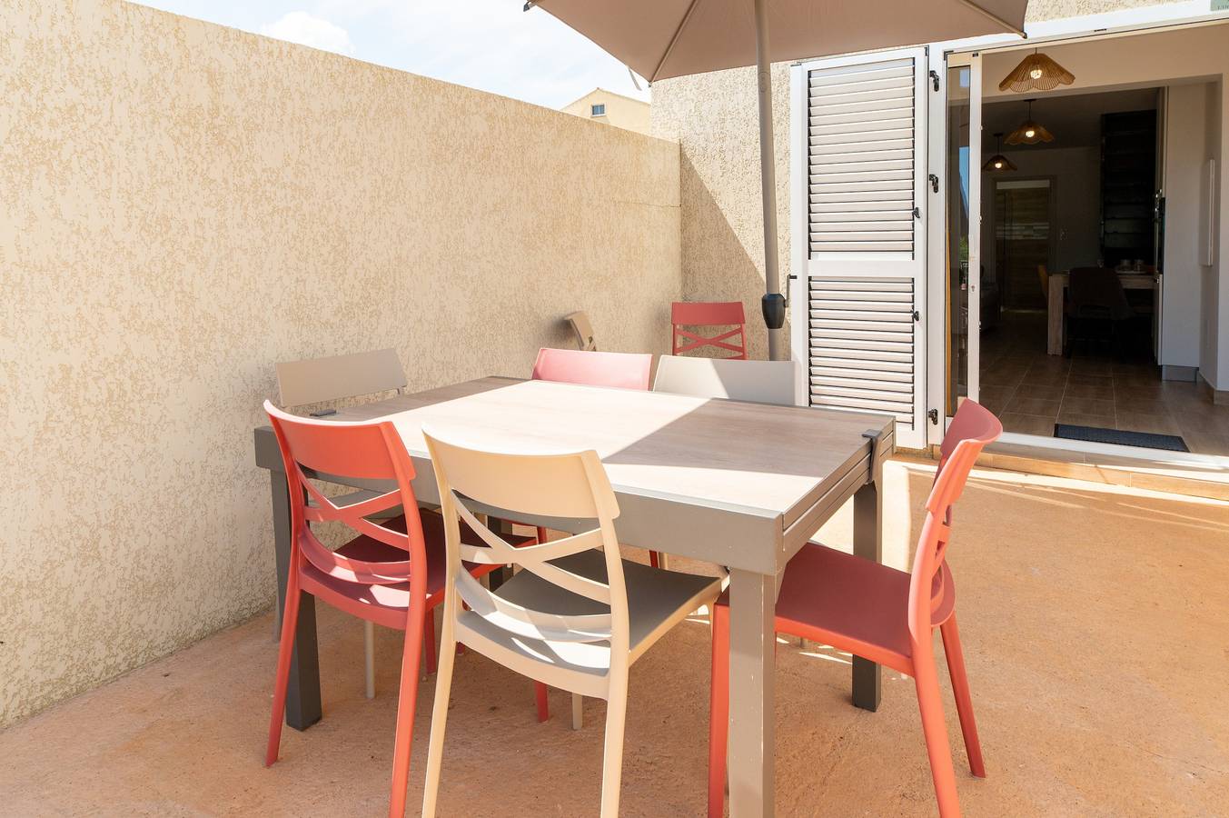 Apartamento entero, Apartamento 'La Dolce Vita 6' con vistas al mar, Wi-Fi y aire acondicionado in Borgo, Región de Bastia
