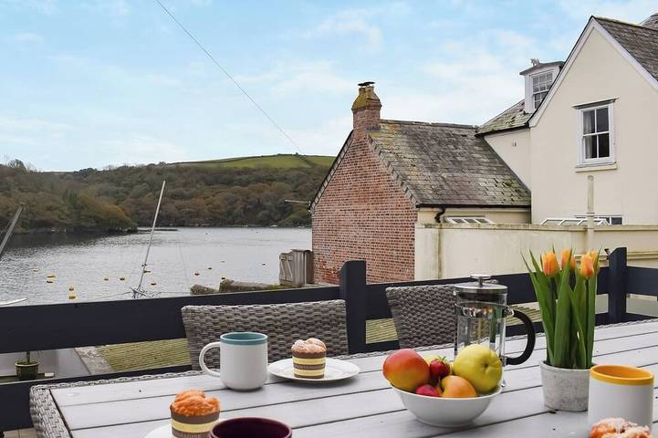 Cottage for 6 people, with garden, with pets in Fowey