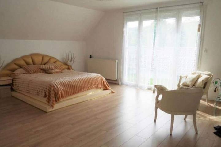 Location de vacances pour 8 personnes, avec terrasse et jardin à Plaisir (Yvelines) - 2