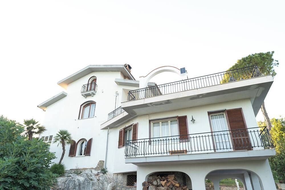 Villa del Pino, Terrace with Sea View in Minturno, Latina Provinz