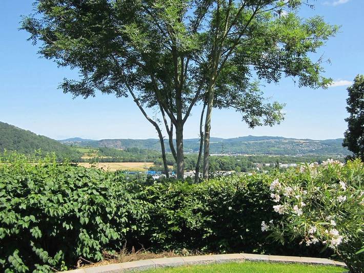 Ferienhaus für 2 Personen, mit Terrasse und Garten in Sinzig