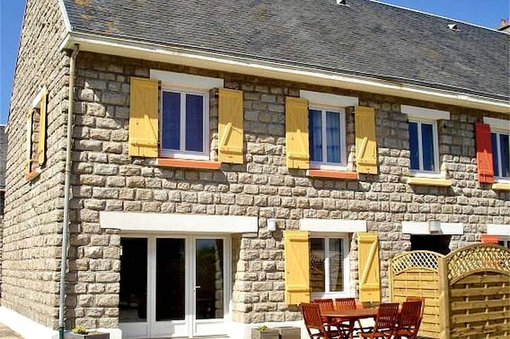 Location de vacances pour 6 personnes, avec jardin dans Plage Pors Carn