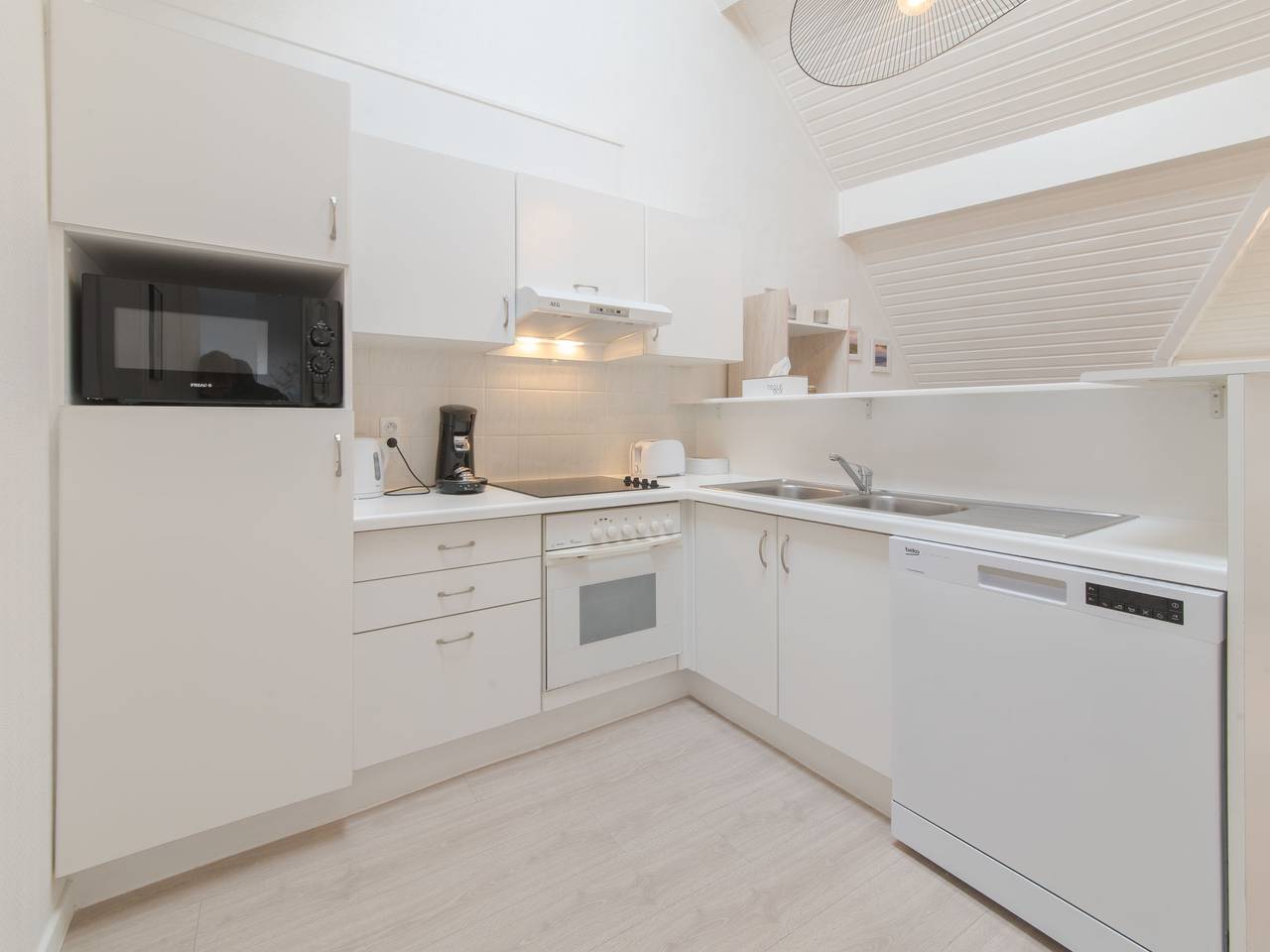 Geheel appartement, Carnac View - top floor appartment in De Haan, Belgische Kust