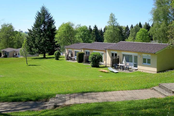 Ferienhaus für 6 Personen, mit Pool und Sauna in Maierhöfen