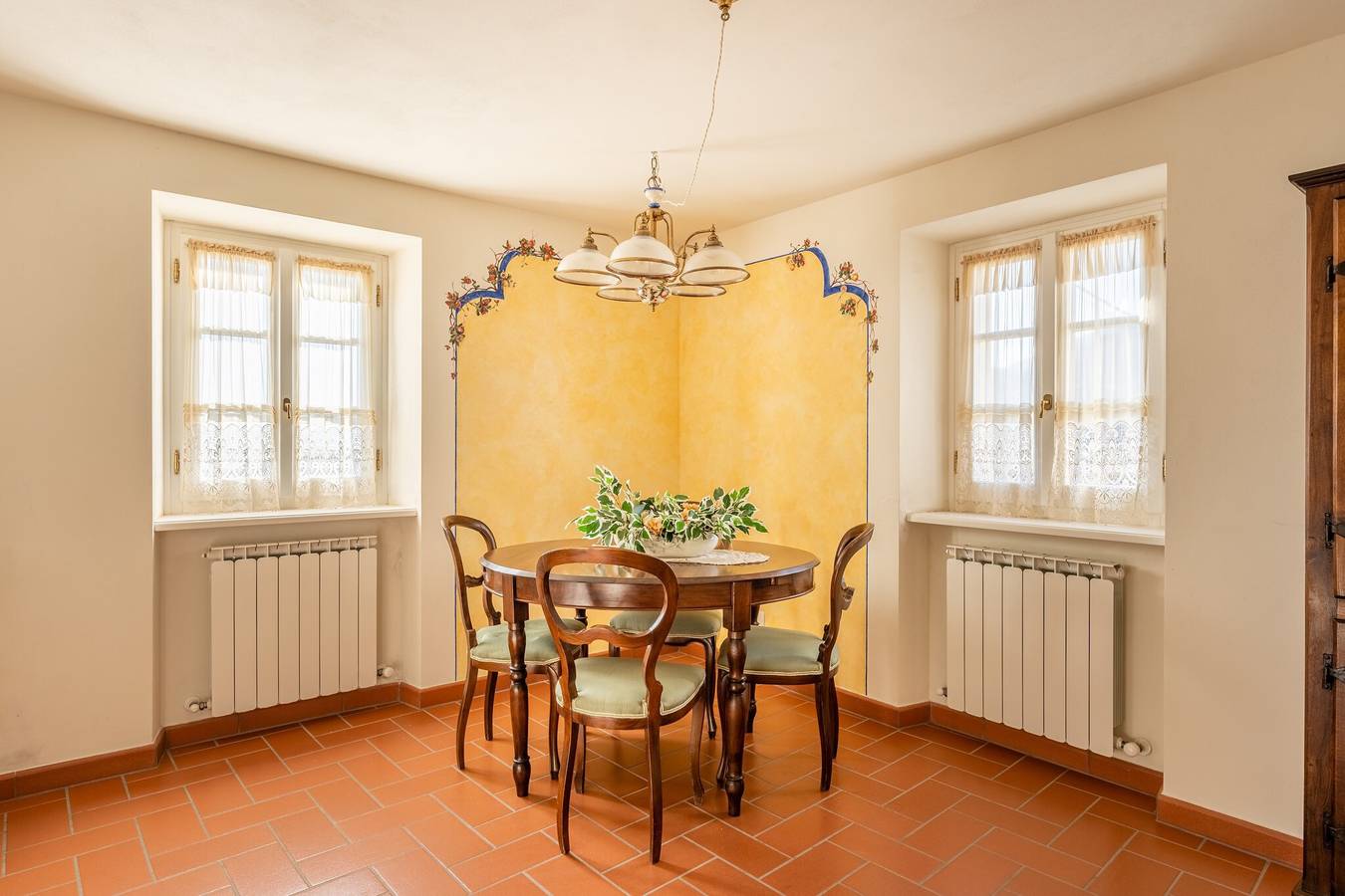 Appartamento di vacanza 'Melograni 4' con terrazza in Molazzana, Garfagnana