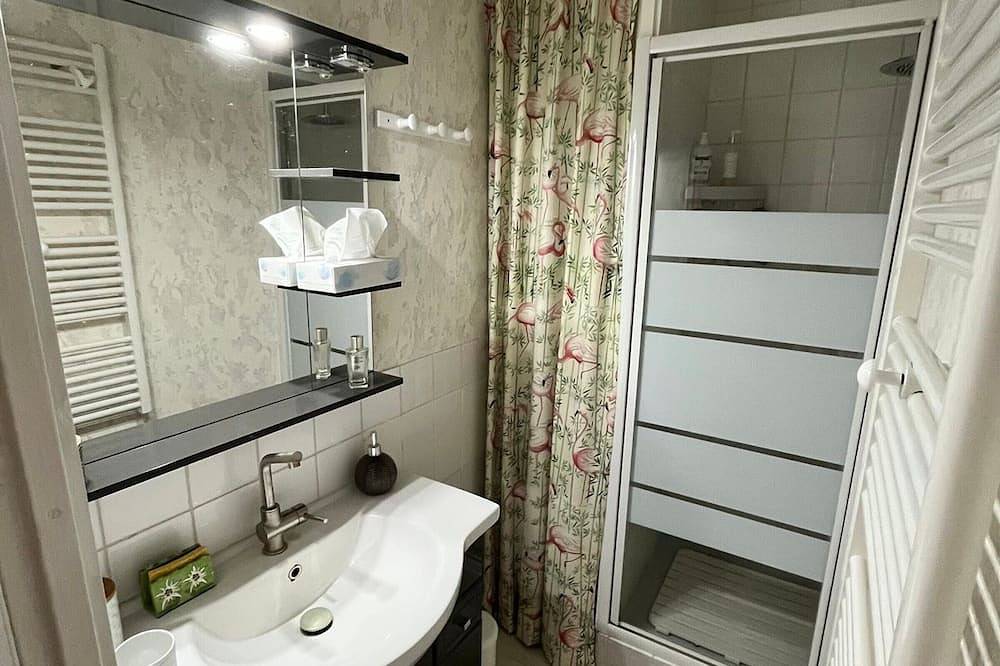 Apartamento entero, Apartamento renovado en Méaudre, 4 pers, terraza, cerca del centro in Autrans-Méaudre-en-Vercors, Parc naturel régional du Vercors