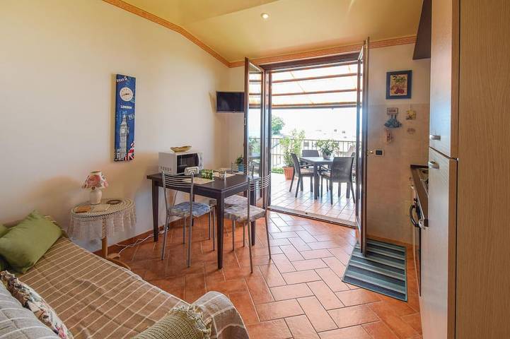 Apartamento entero, 1 bedroom gorgeous apartment in Montefiascone in Montefiascone, Lago de Bolsena