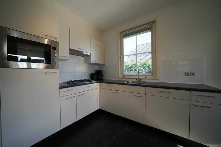 Ferienhaus für 14 Personen, mit Balkon/Terrasse und Terrasse sowie Garten und Pool in Limburg (Niederlande) - 4