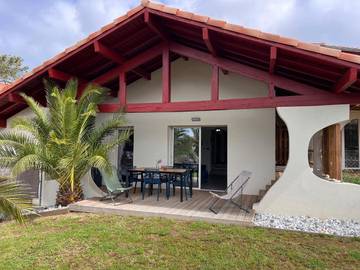 Gîte pour 3 personnes, avec jardin et terrasse dans Plage Nord Des Sableres Vieux Boucau Les Bains