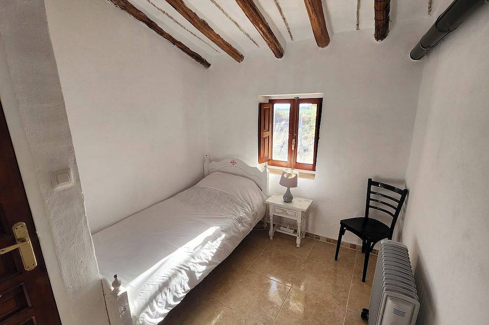 Entire apartment, Casita-Max 7Guests-Private/Pool-Patio-Bbq-Parking in Huércal-Overa, Almería Province