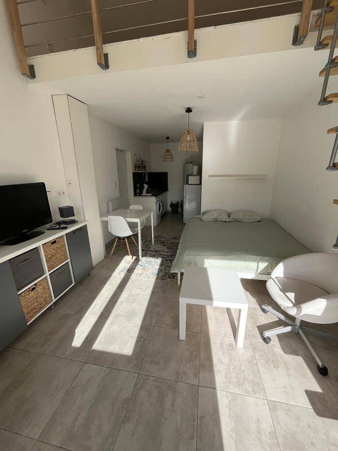 Location de vacances pour 2 personnes, avec jardin et vue à Roaix
