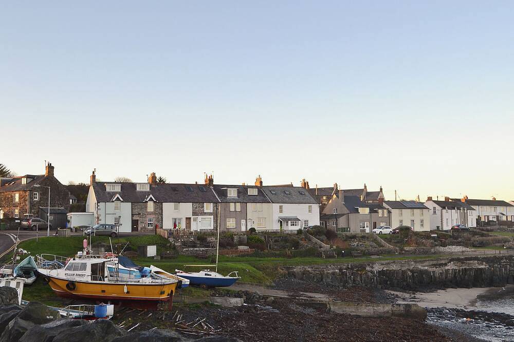 4 bedroom accommodation in Craster near Alnwick in Craster, Northumberland
