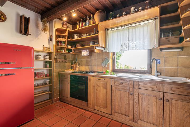 Ferienhaus für 6 Personen, mit Balkon und Whirlpool sowie Terrasse und Garten in Slowenien - 4