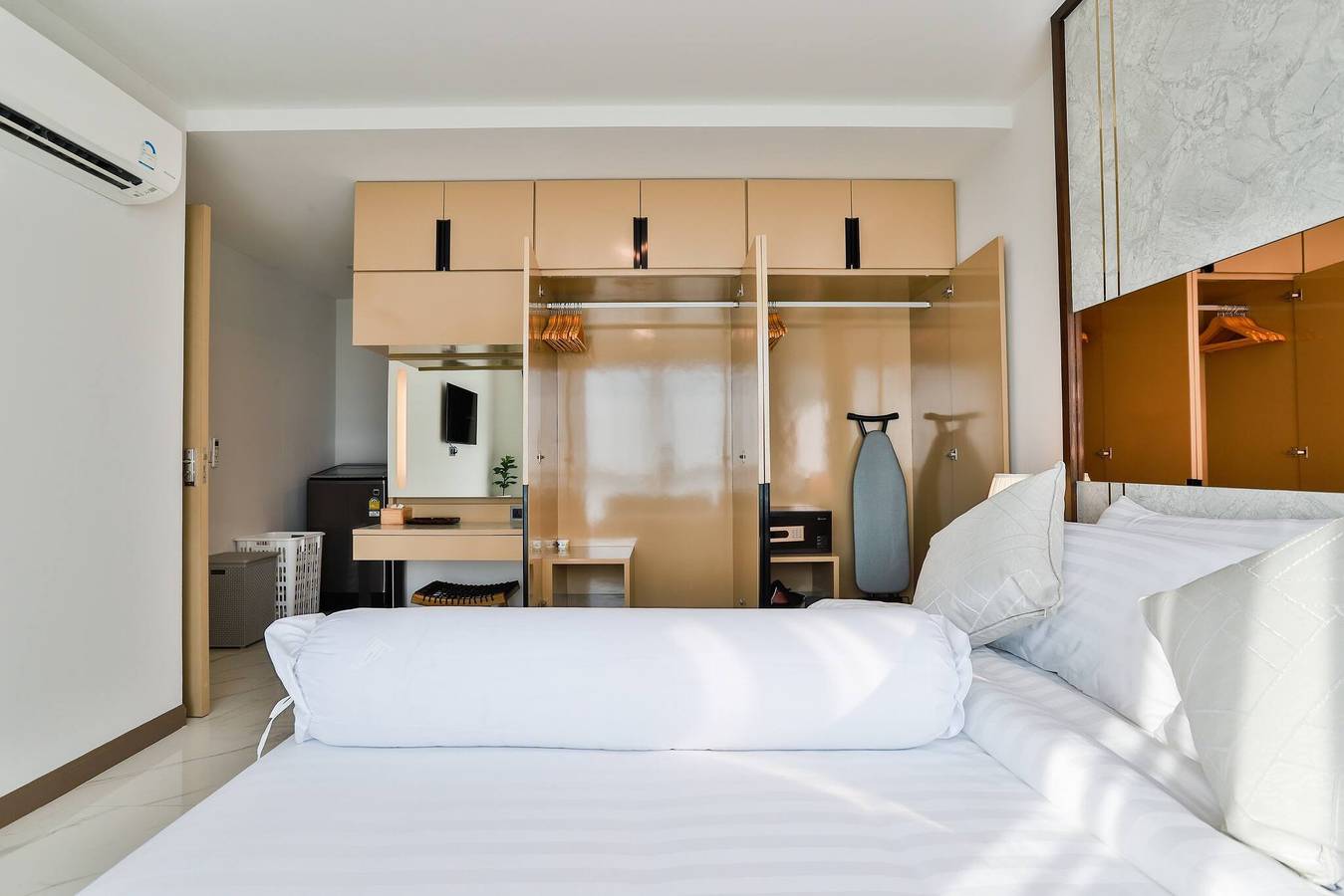 Entire apartment, Ao503 - 2 Bedroom Serviced Apartment with Sea View at Ao Nang Beach in Ao Nang, Krabi Province