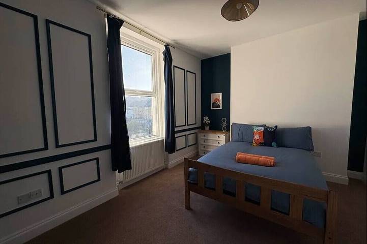 Ganze Wohnung, Apartment-Eigenes Badezimmer in Botany Bay, Kent