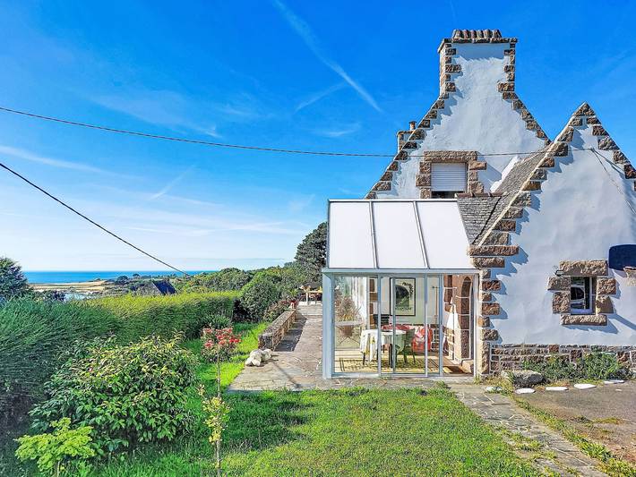 Location de vacances pour 4 personnes, avec Terrasse et Jardin dans Térénez