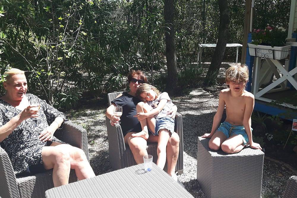 Superior topaze mobile home equipped Puget sur Argens holiday village 5 swimming pools in Puget-sur-Argens, Draguignan region