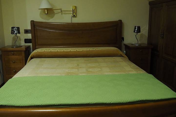 Gîte pour 12 personnes, avec jardin dans La Piñera - 3