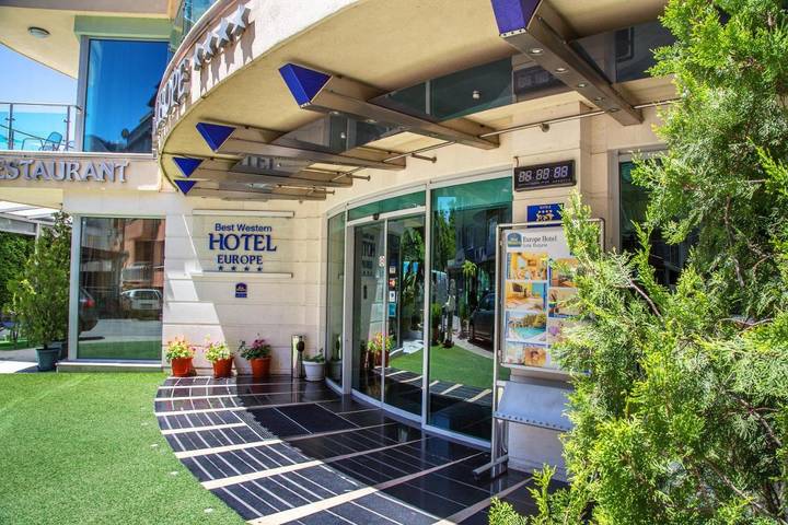 Hôtel pour 3 personnes, avec sauna et piscine ainsi que jardin et vue