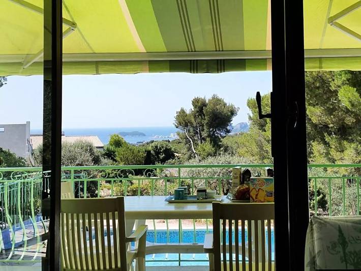 Location de vacances pour 8 personnes, avec piscine et jardin à Ceyreste - 3