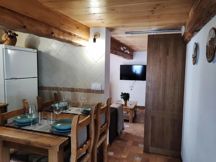 Holiday home for 4 people, with view and terrace, with pets - 1