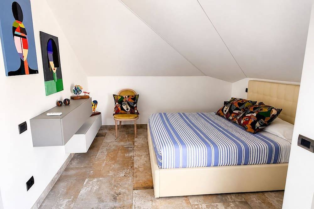 Ganze Wohnung, Beautiful design apartment surrounded by greenery 1km from the center of Diano Marina in Diano Castello, Riviera di Ponente