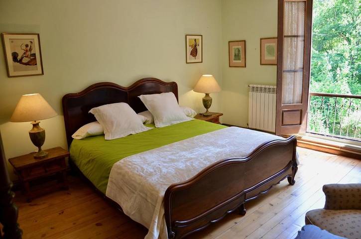 Casa rural para 2 personas, con terraza además de jardín y vistas en Parres - 2