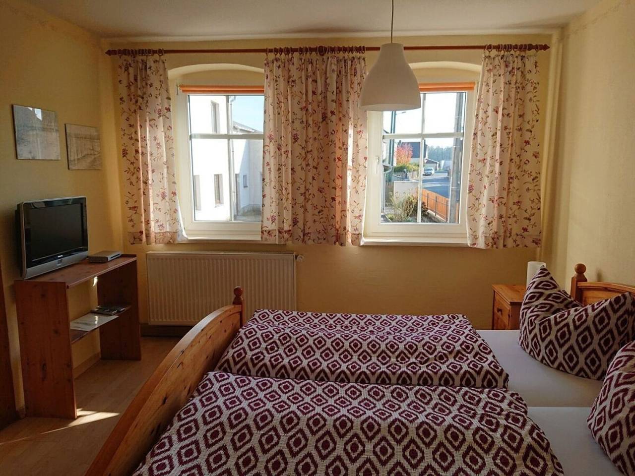 Alte Kaeserei Comfortable holiday residence in Kössern, Grimma