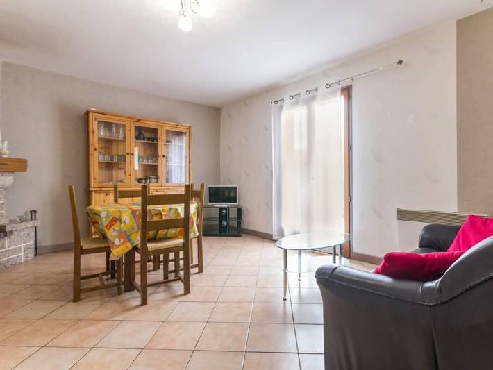 Ruhiges Ferienhaus im Morvan, Haustiere erlaubt, privater Parkplatz in Saint-Agnan, Naturpark Morvan