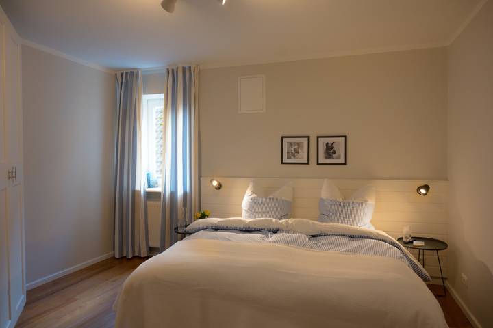 Ferienwohnung für 5 Personen, mit Sauna und Balkon in Westermarkelsdorf